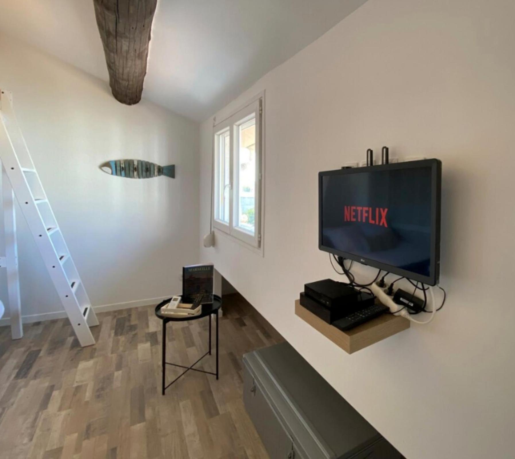 Апартаменты L'Escapade Marseillaise By Anderslocation -Wifi-Netflix Марсель Экстерьер фото